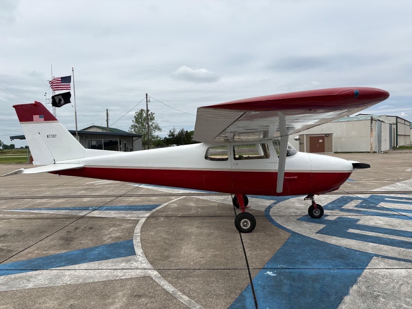1960 cessna 172a Low Time Beautiful Plane